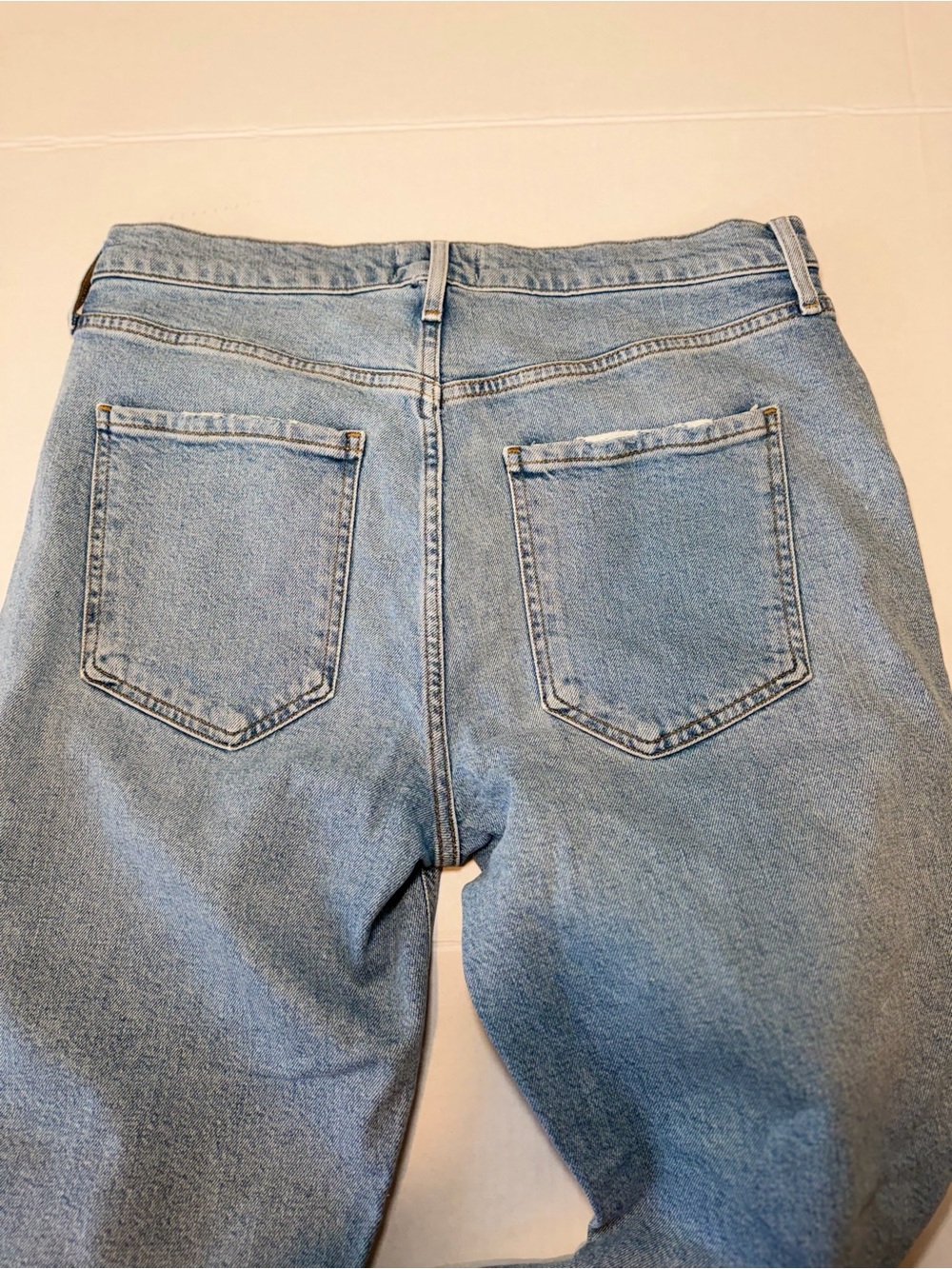 Agolde Riley High Rise Straight Crop Jeans - Picture 7 of 8